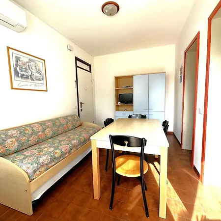 Lovely Flat With Pool-beahost * 比比翁