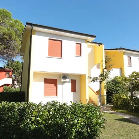 Lovely Flat With Pool-beahost Bibione